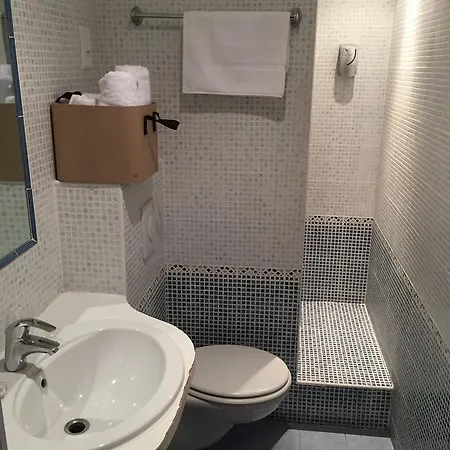 Hotell Domaine Restaurant Du Parc 2*