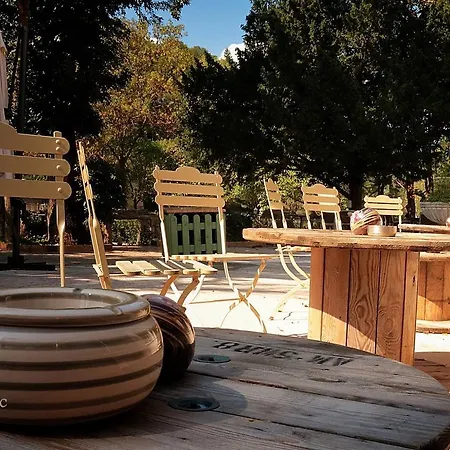 Hotell Domaine Restaurant Du Parc 2*